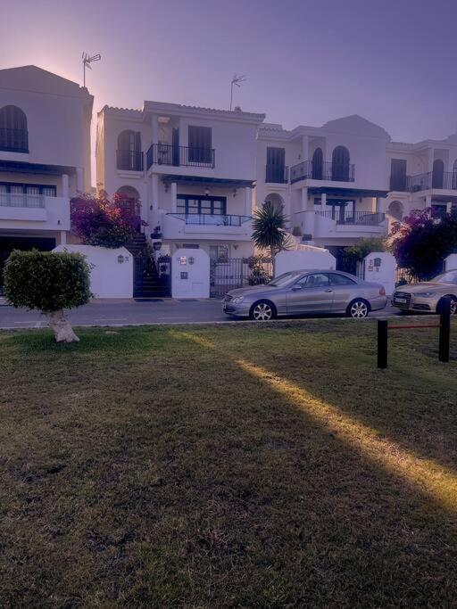 Palm Beach Apartment In La Duquesa Manilva Exterior photo