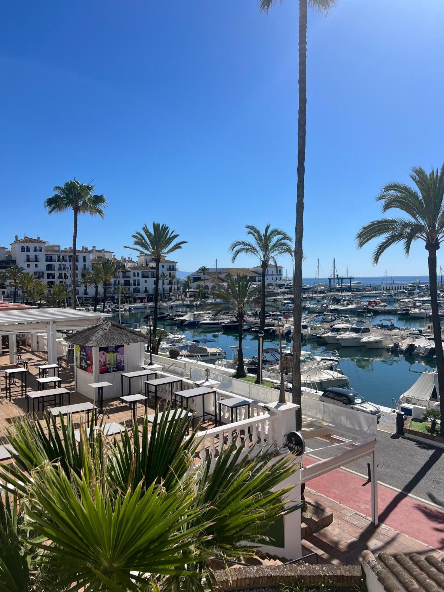 Palm Beach Apartment In La Duquesa Manilva Exterior photo